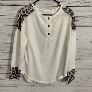 "No Brand" woman's shirt 